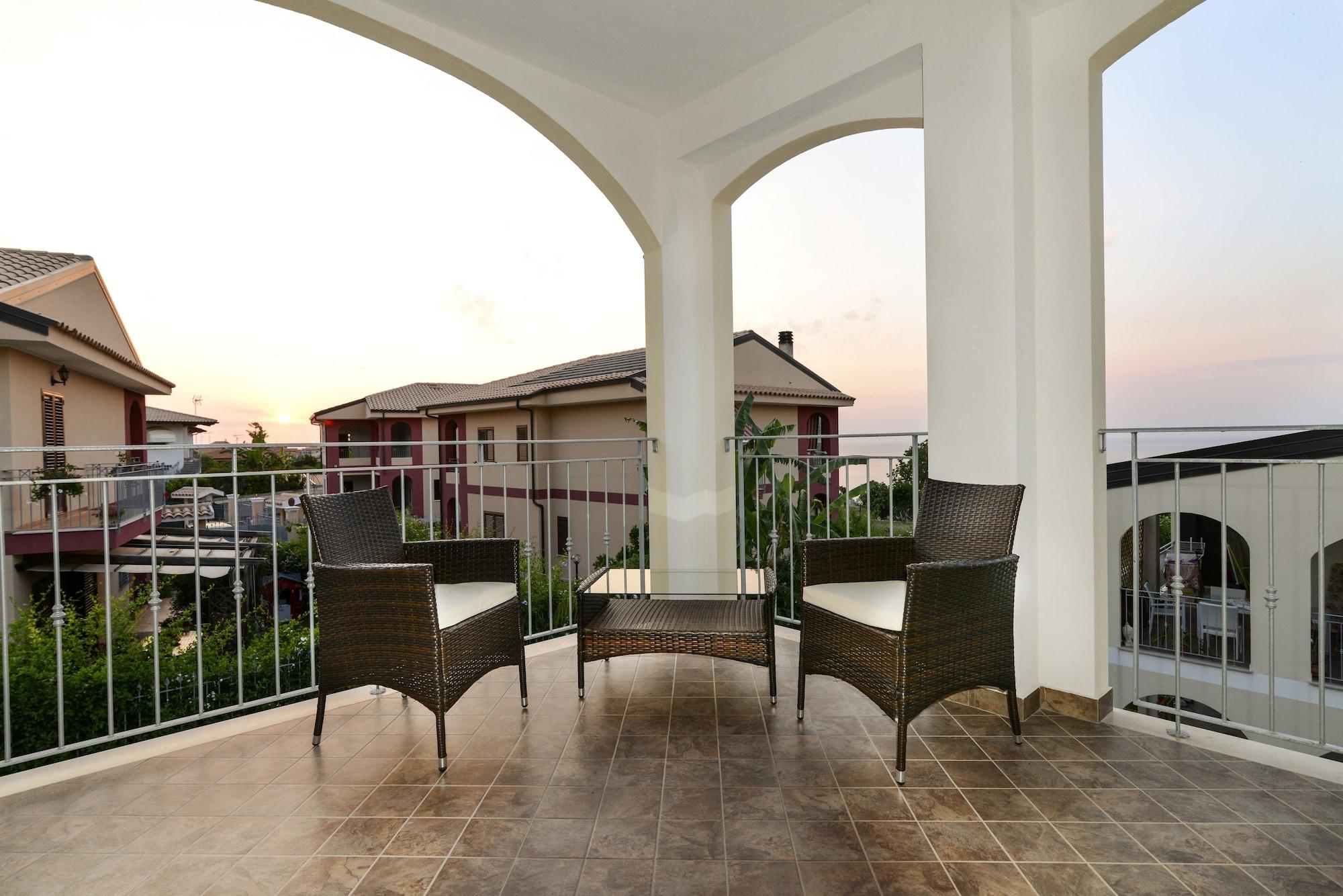 Sentido Michelizia Tropea Resort Экстерьер фото