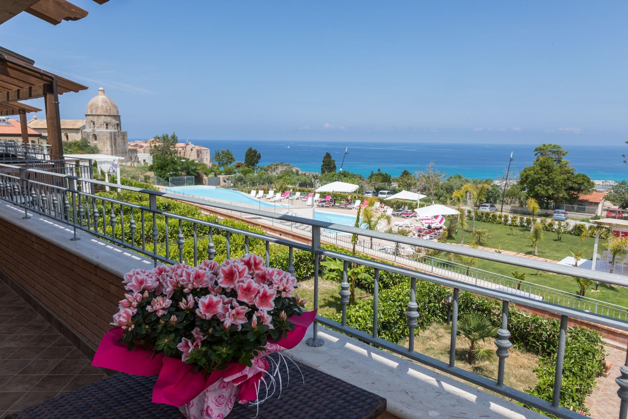 Sentido Michelizia Tropea Resort Экстерьер фото